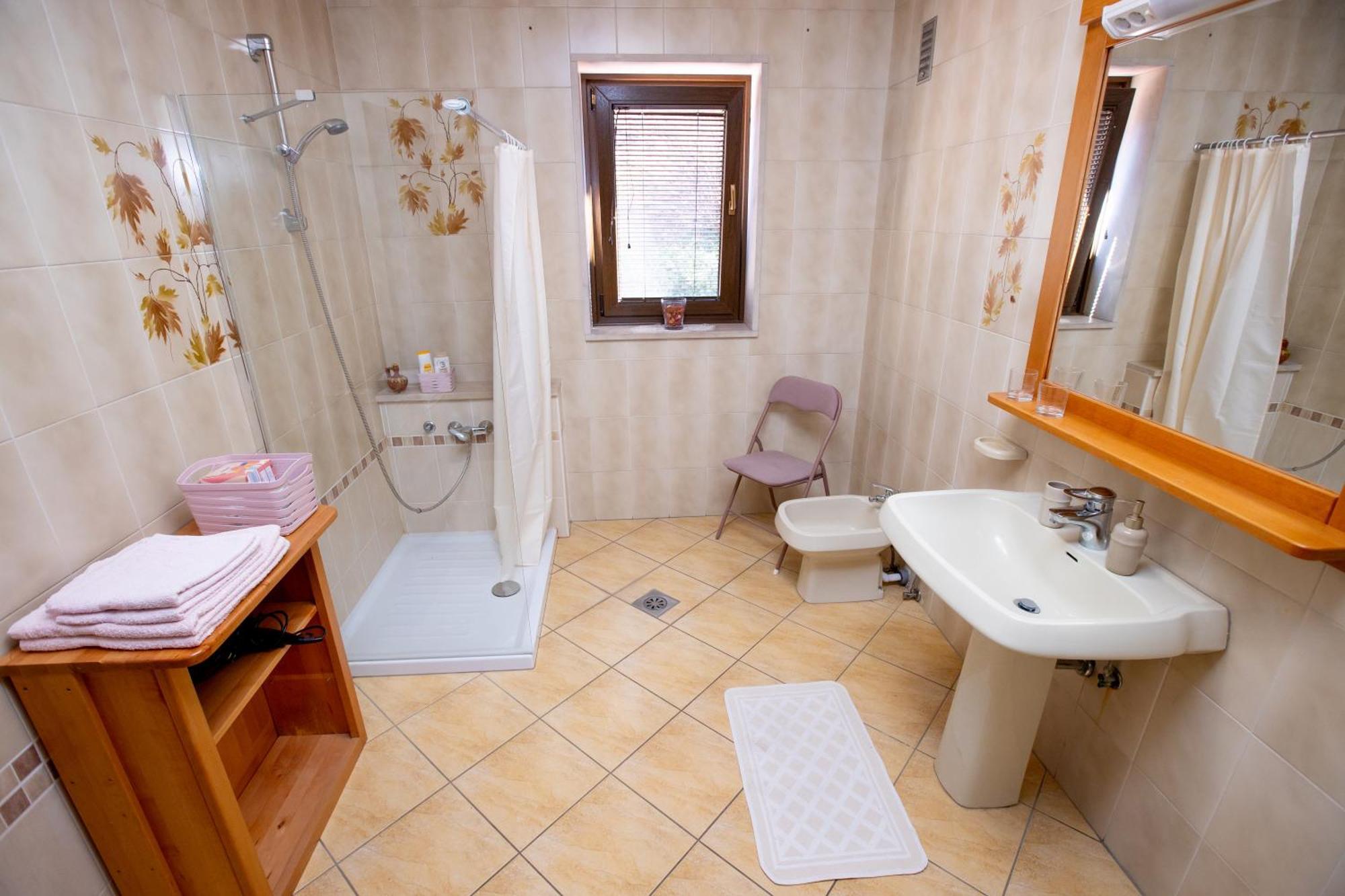 Guesthouse Sanabor Postojna Kültér fotó